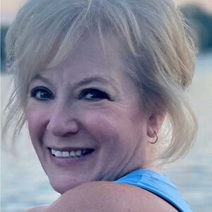 Meet your Posher, Cathy